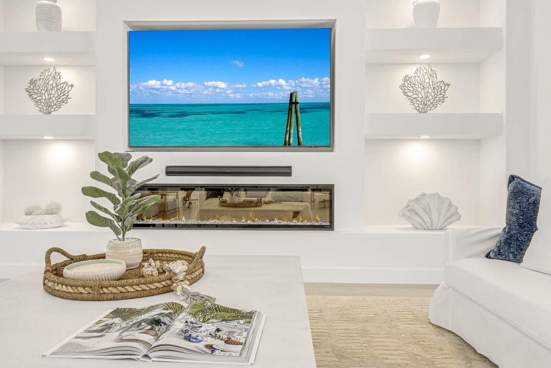 17338 Blue Sapphire Dr, Fort Myers, FL 33913