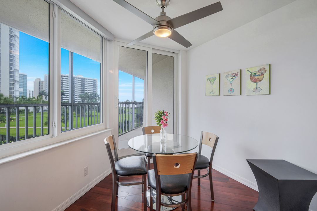 4041 Gulf Shore Blvd N #204, Naples, FL 34103