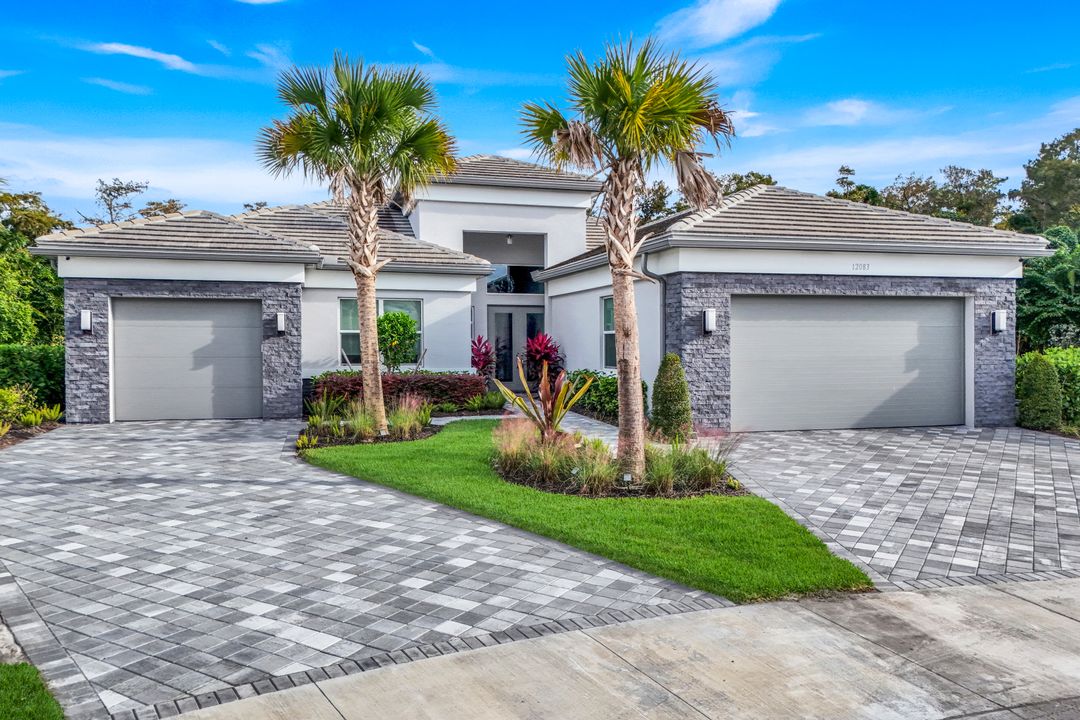 12083 Azalea Wy, Naples, FL 34120