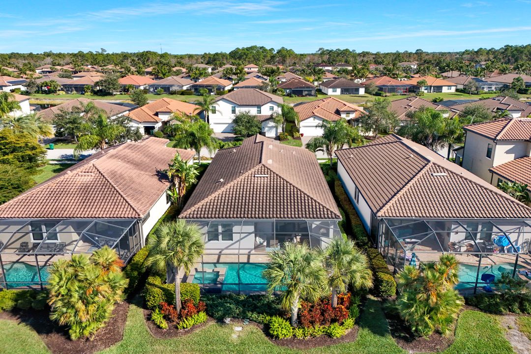 4637 Abaca Cir, Naples, FL 34119