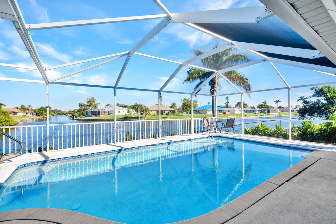 213 SE 20th Ct, Cape Coral, FL 33990