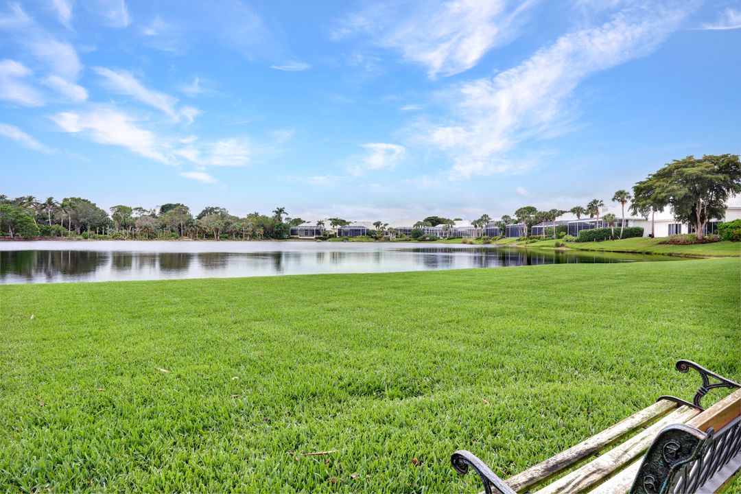 4121 Bayhead Dr #101, Bonita Springs, FL 34134