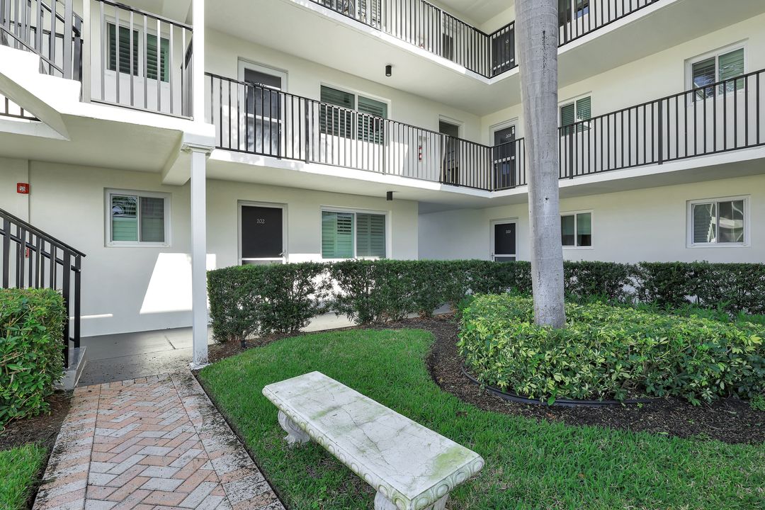 766 Central Ave #117, Naples, FL 34102