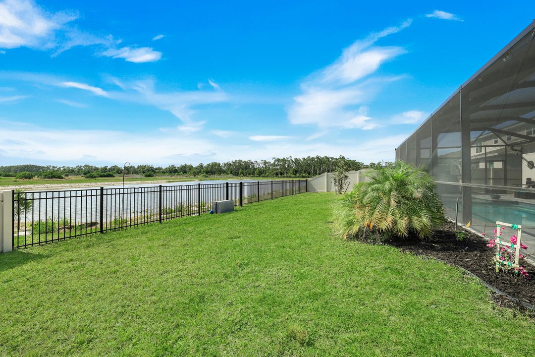 18821 Shimmer Dawn Ct, NO FORT MYERS, FL 33917