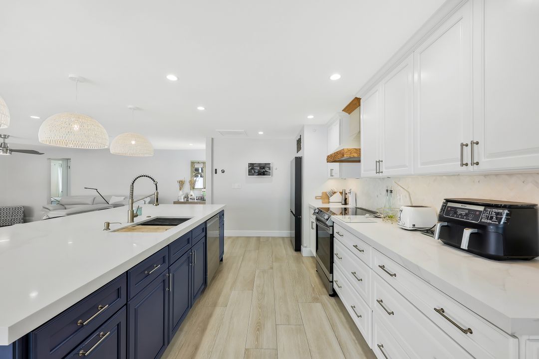 20580 Park Pl, Estero, FL 33928