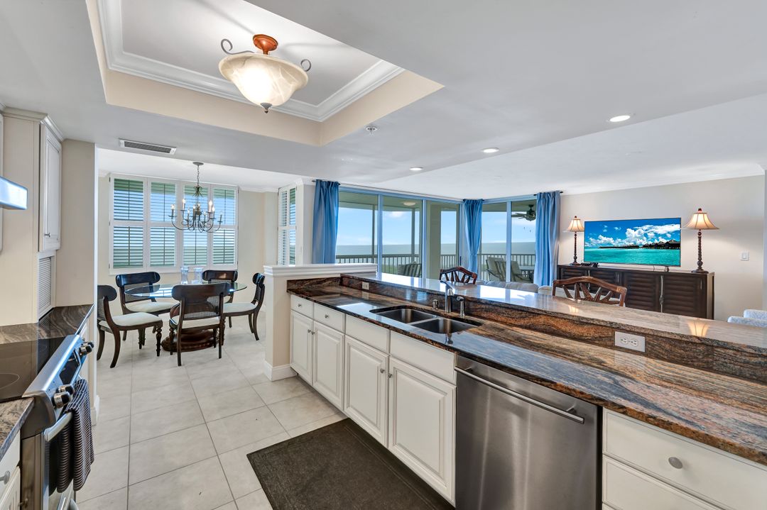 6573 Marissa Loop #2003, Naples, FL 34108