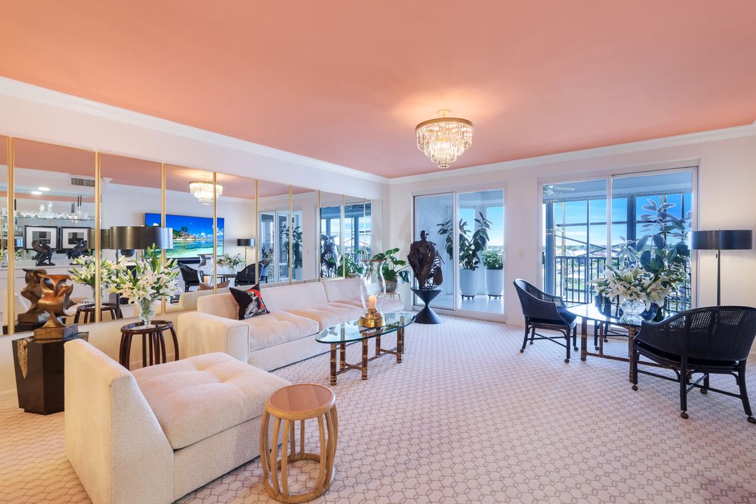 9790 Gulf Shore Dr #505, Naples, FL 34108