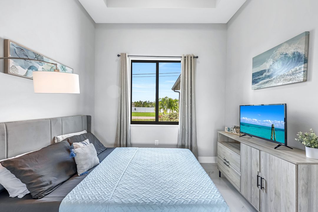 1409 SW 24th St, Cape Coral, FL 33991