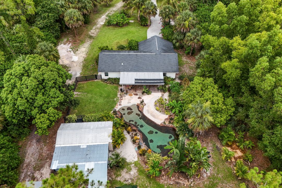 4710 1st Ave NW, Naples, FL 34119