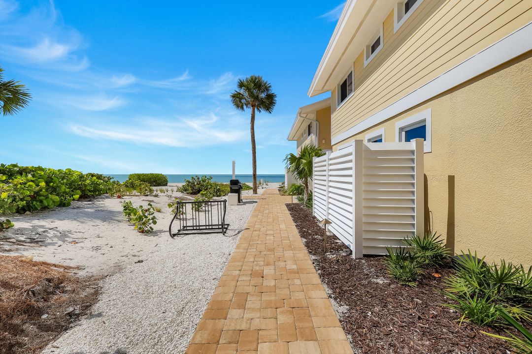 2321 W Gulf Dr #1E, Sanibel, FL 33957