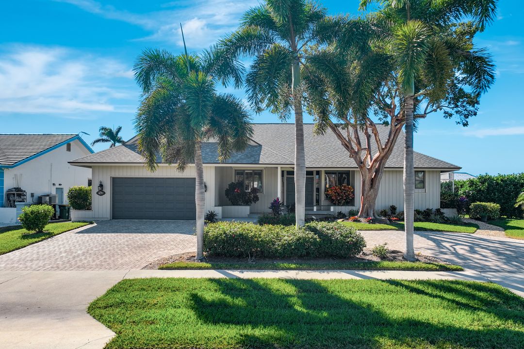 230 Windbrook Ct, Marco Island, FL 34145