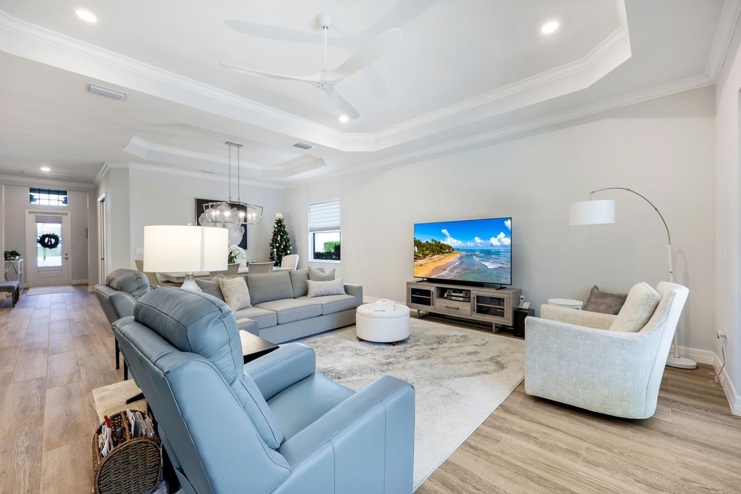 14243 Blue Bay Cir, Fort Myers, FL 33913