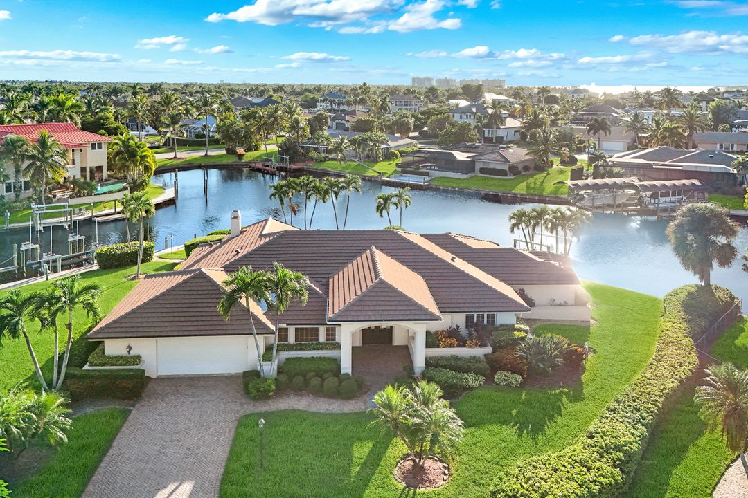 954 Bal Isle Dr, Fort Myers, FL 33919