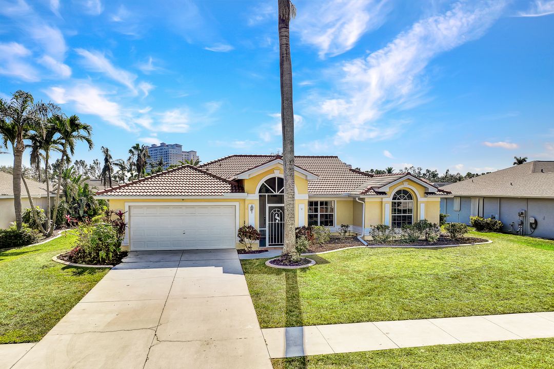 1046 SW 57th St, Cape Coral, FL 33914