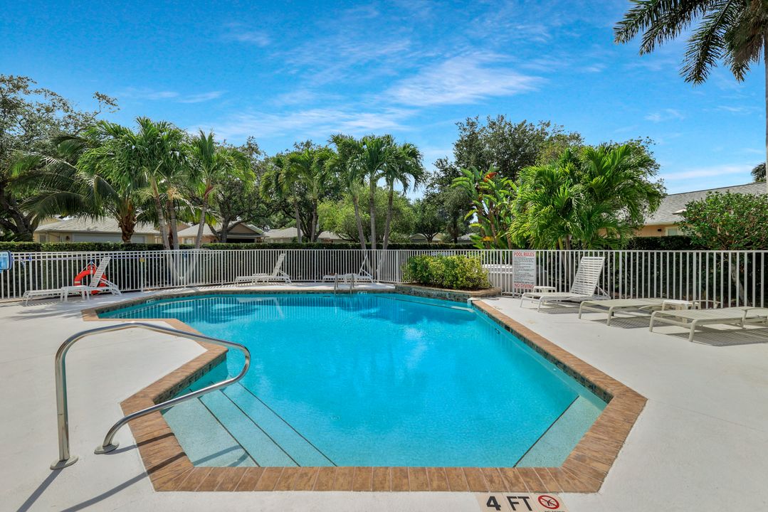 14875 Crescent Cove Dr, Fort Myers, FL 33908