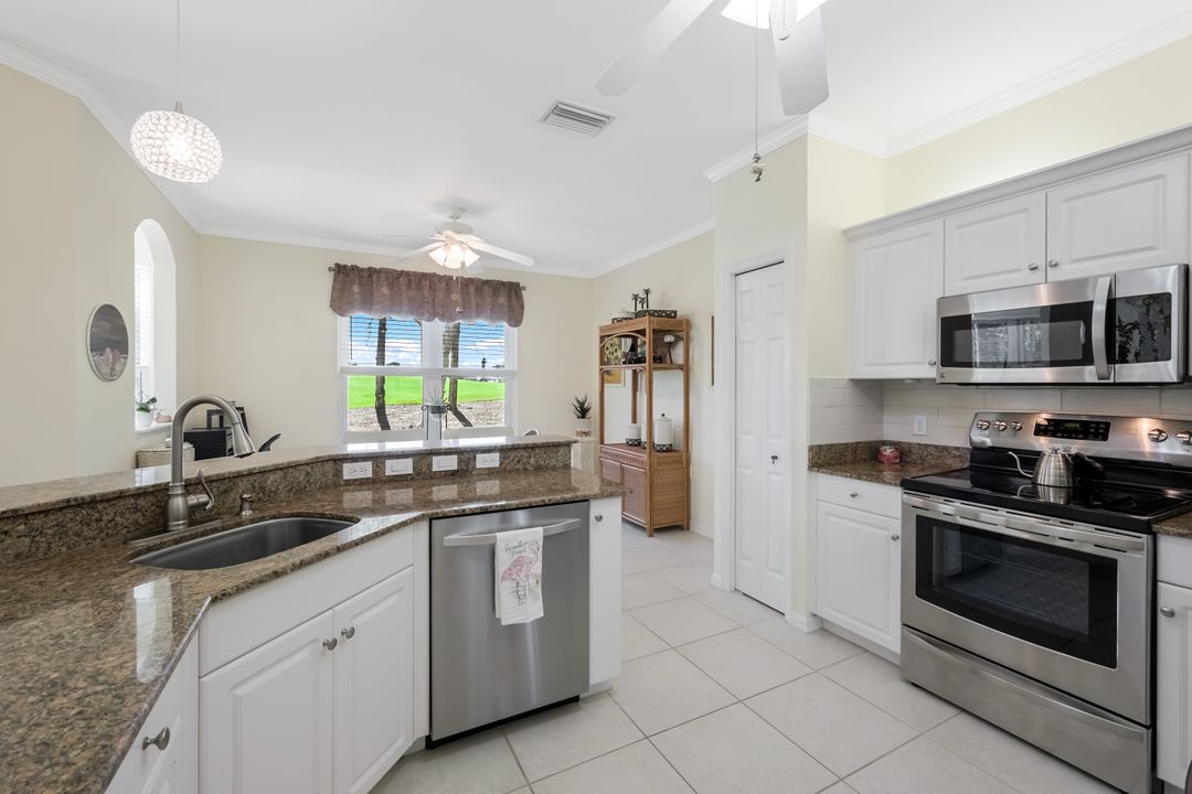 1320 Charleston Square Dr #101, Naples, FL 34110