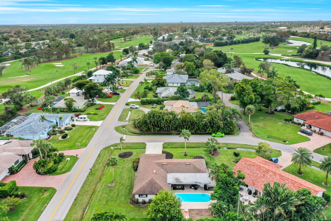 289 Burning Tree Dr, Naples, FL 34105