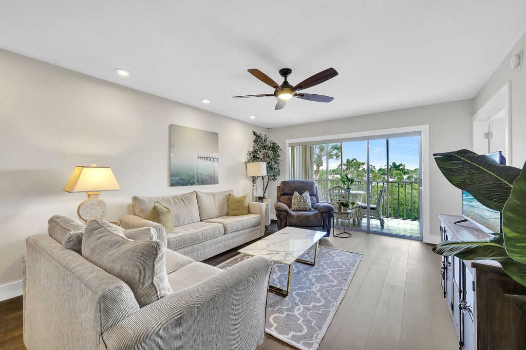 3061 Sandpiper Bay Cir #J206, Naples, FL 34112