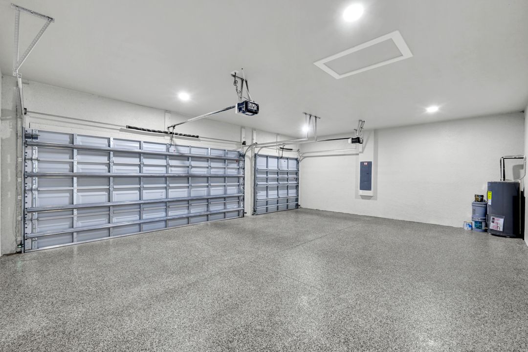 3210 SW 11th Pl, Cape Coral, FL 33914