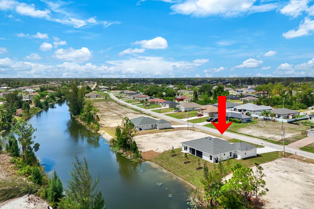 3757 NE 16th Pl, Cape Coral, FL 33909