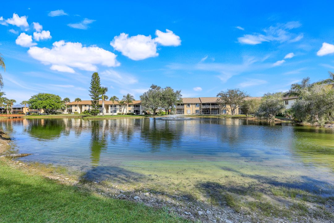 940 Palm View Dr #115, Naples, FL 34110