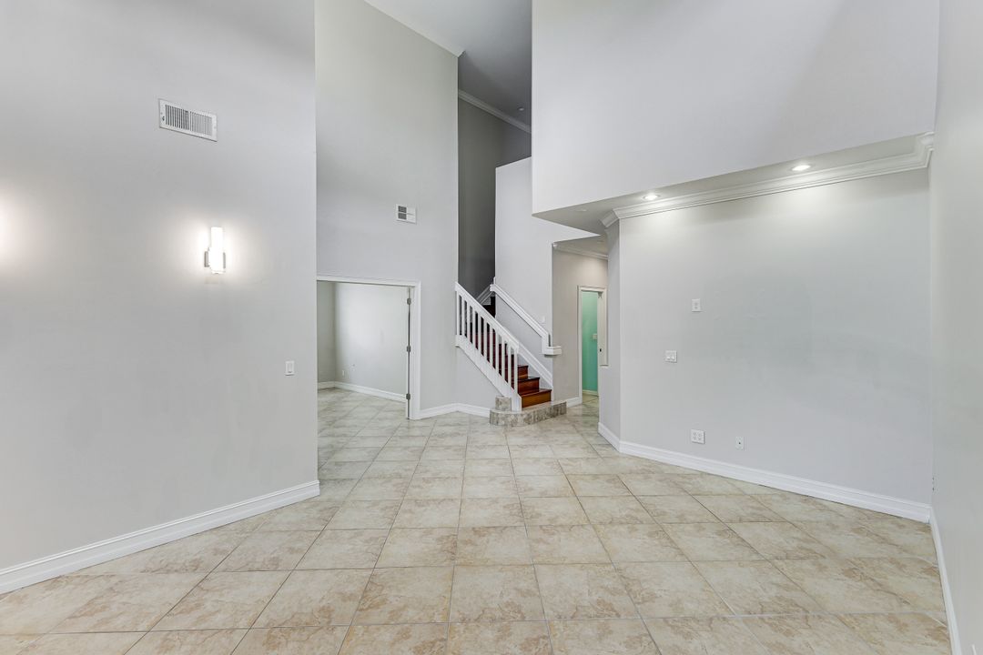 10253 S Silver Palm Dr, Estero, FL 33928