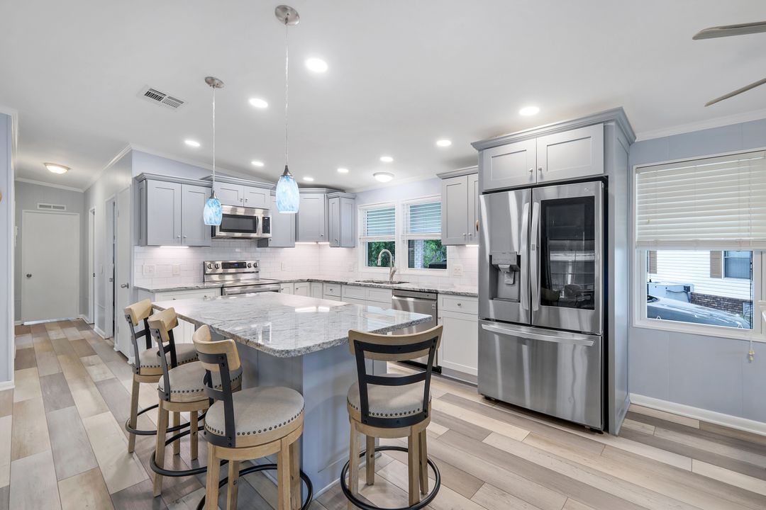 19679 Pandora Cir, North Fort Myers, FL 33917