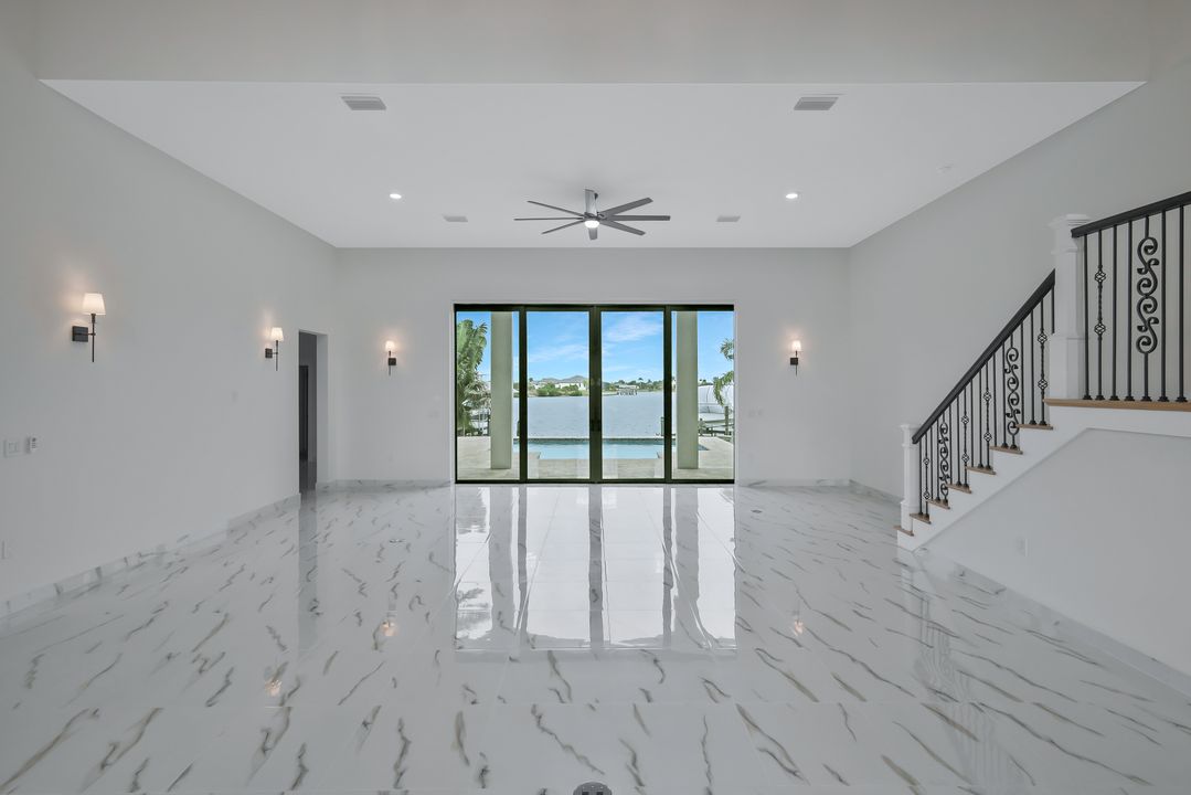 3505 NW 44th Ave, Cape Coral, FL 33993