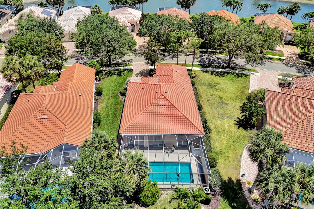 3713 Whidbey Way, Naples, FL 34119