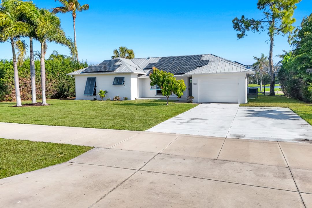 1242 Jamaica Rd, Marco Island, FL 34145