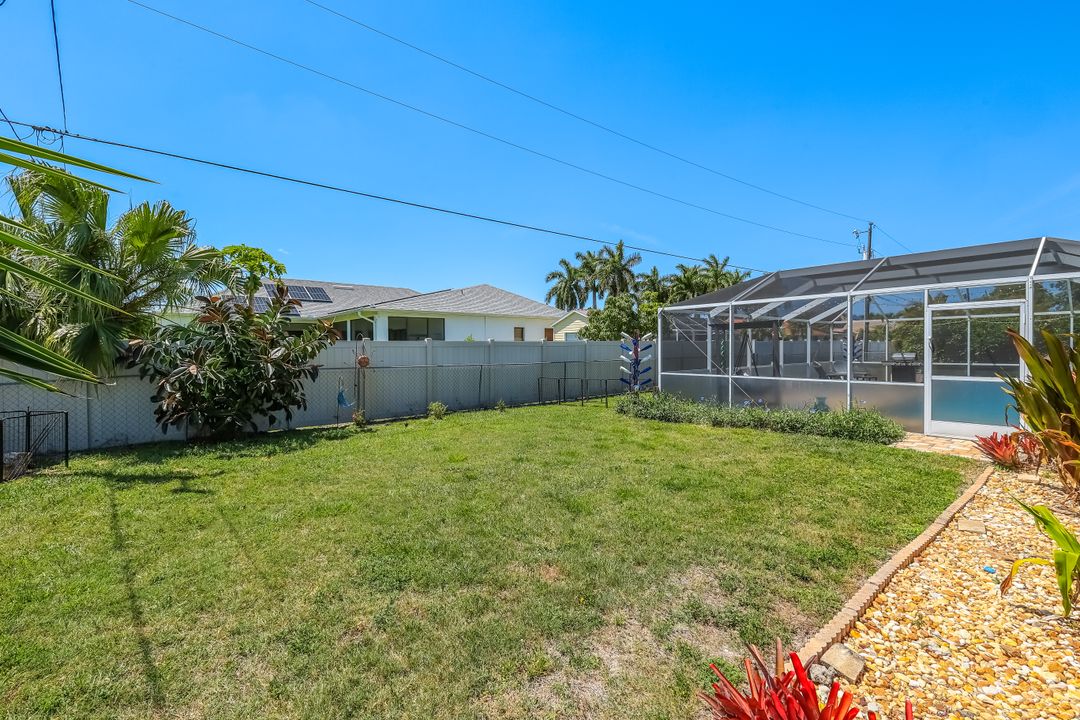 2004 SE 8th Ave, Cape Coral, FL 33990