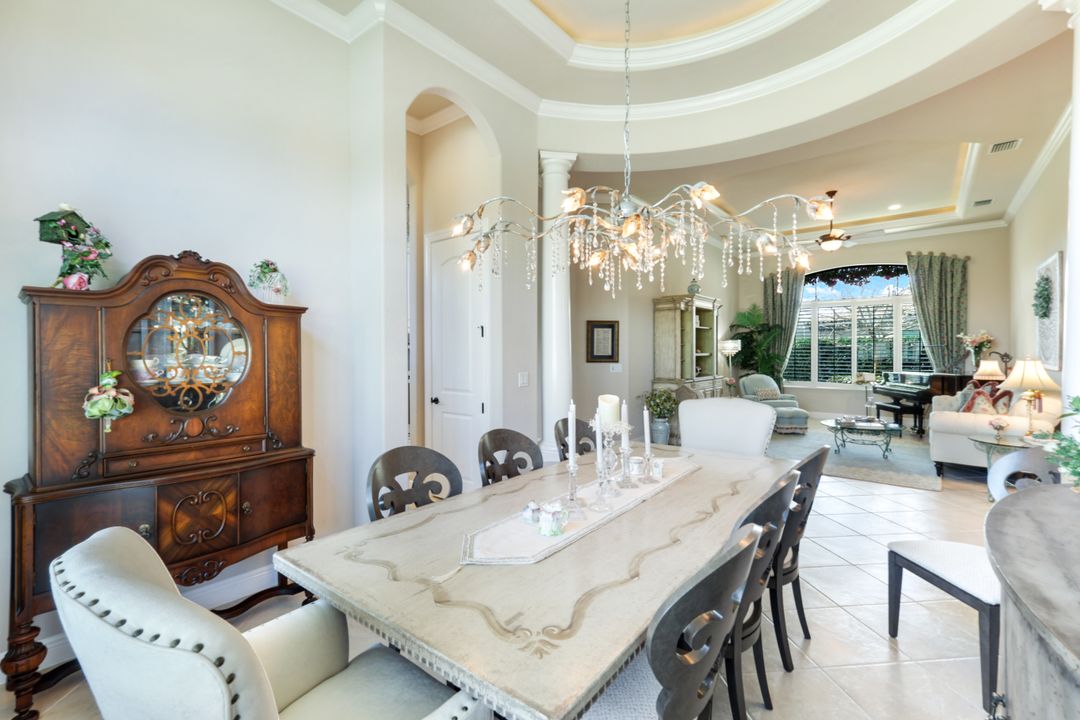 9928 Casabella Way, Bonita Springs, FL 34135