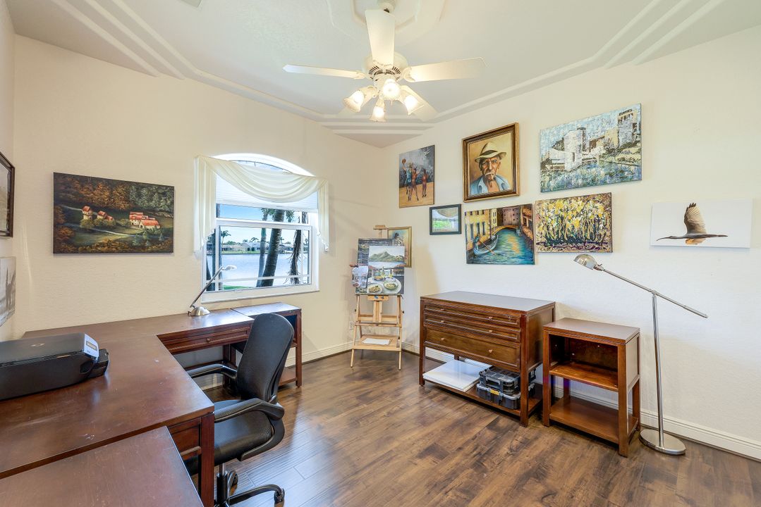 5231 SW 5th Pl, Cape Coral, FL 33914