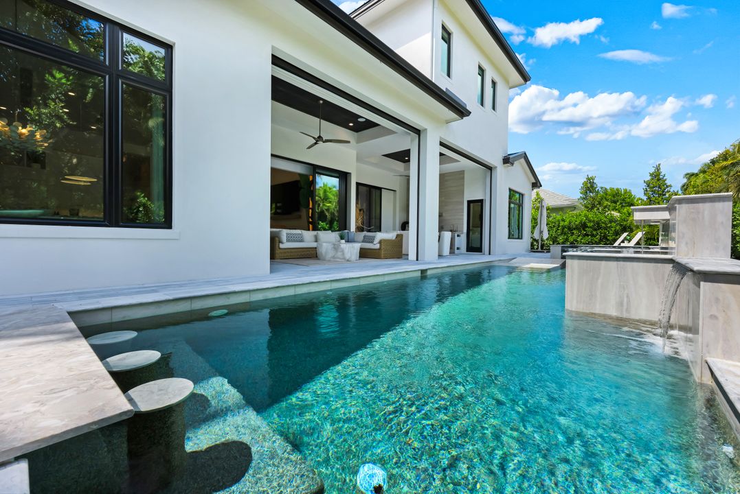 767 Park Shore Dr, Naples, FL 34103