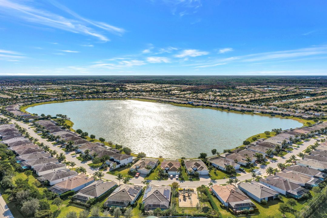 16467 Bonita Landing Cir, Bonita Springs, FL 34135