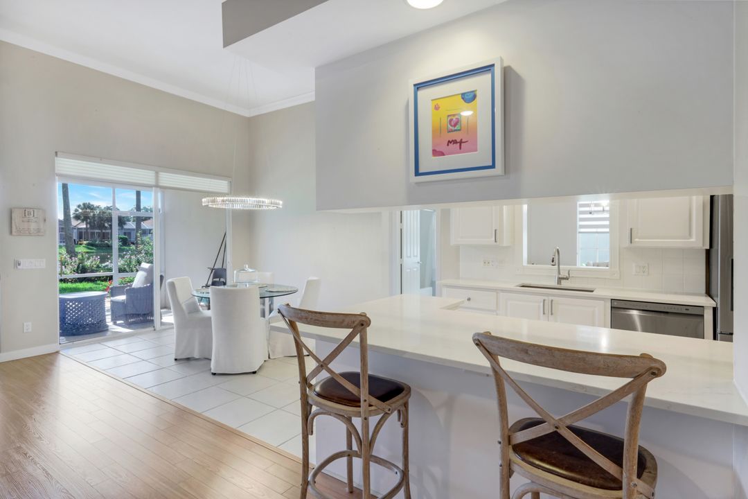 4772 Martinique Wy, Naples, FL 34119