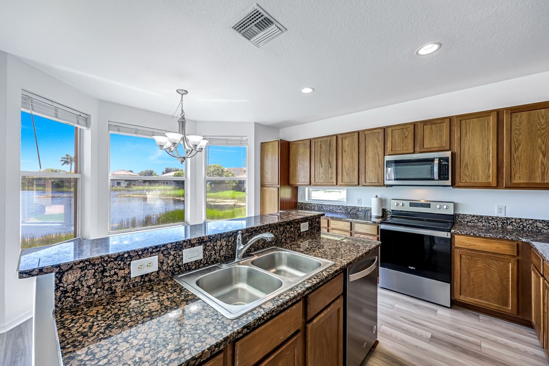 9820 Springlake Cir, Estero, FL 33928