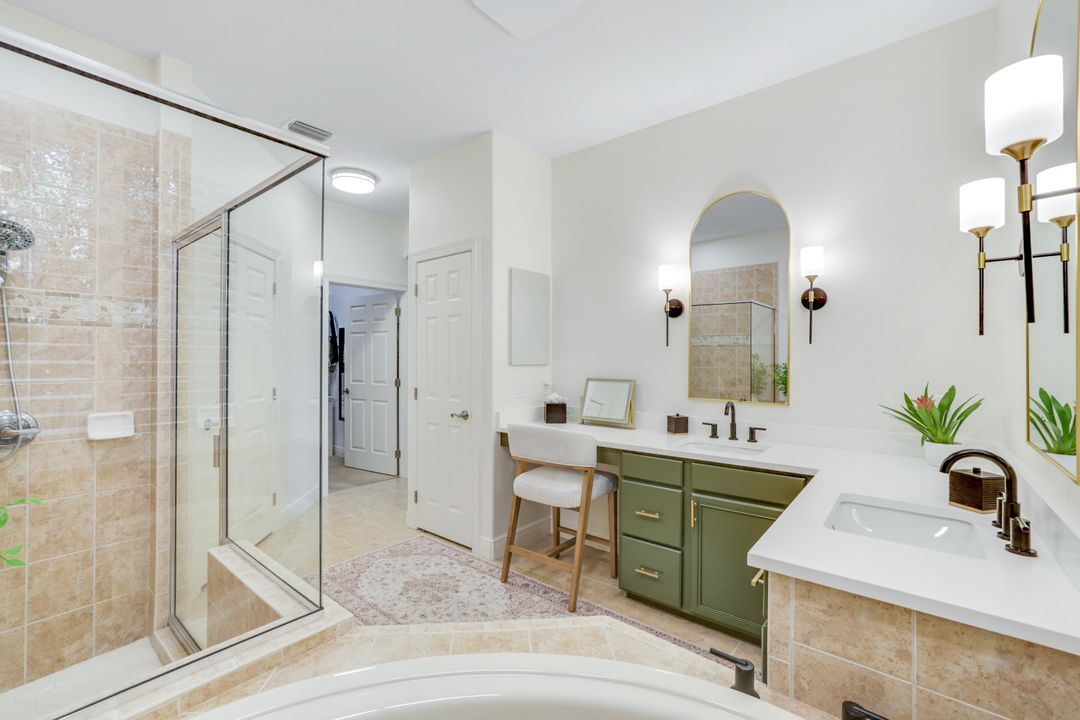 4956 Shaker Heights Ct, Naples, FL 34112