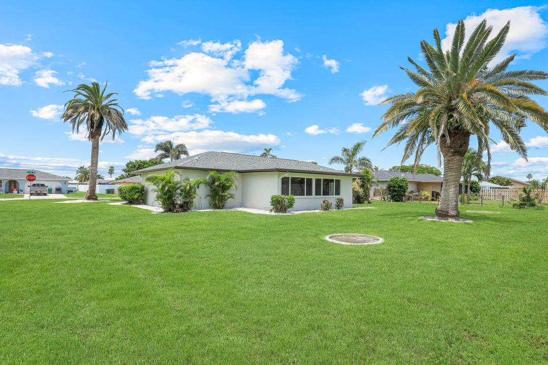 1202 SE 14th Terrace, Cape Coral, FL 33990