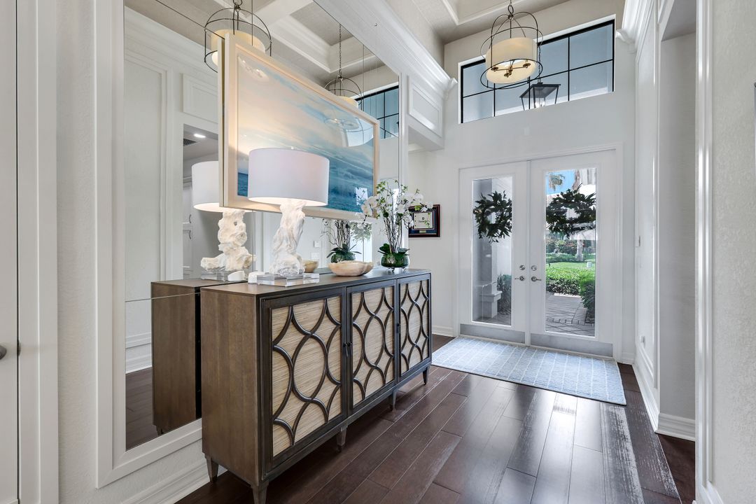 4056 Nova Ln, Naples, FL 34119