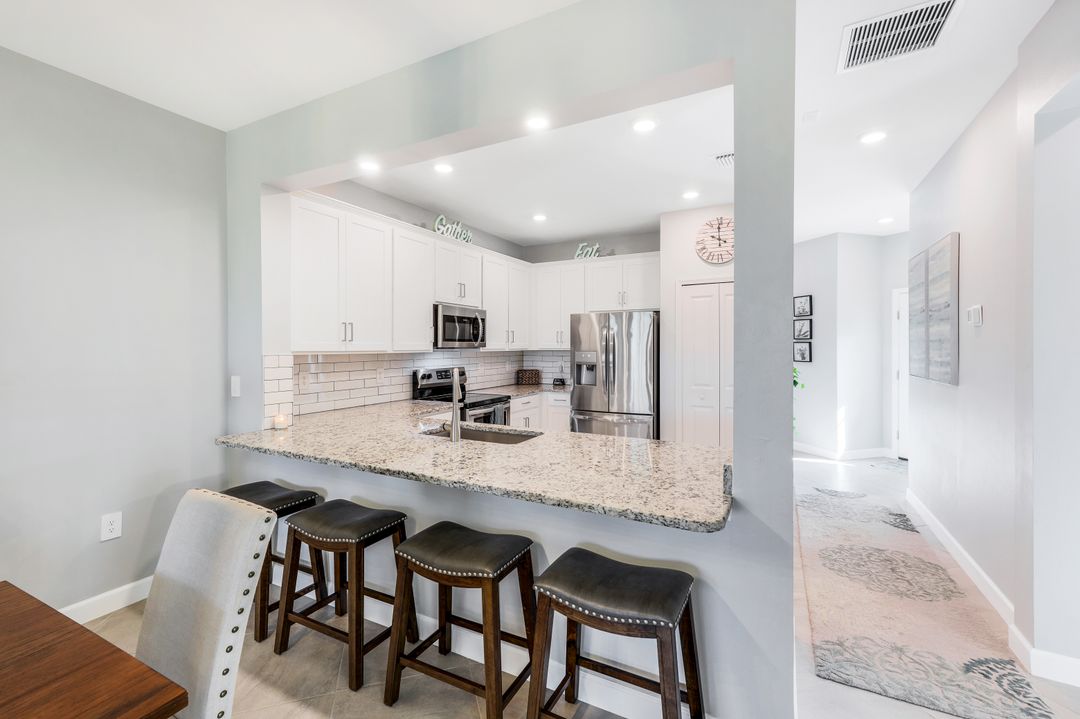 14033 Pine Lodge Ln, Fort Myers, FL 33913