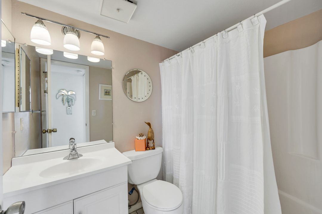 4338 27th Ct SW #204, Naples, FL 34116
