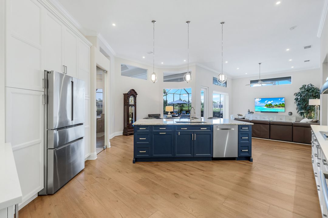 3608 Glenwater Ln, Bonita Springs, FL 34134