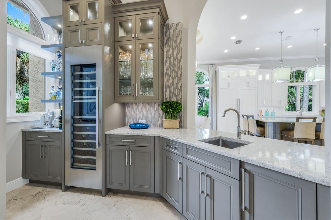 12338 Collier's Reserve Dr, Naples, FL 34110