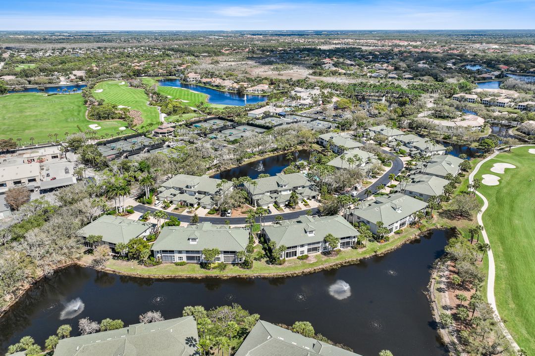 24640 Ivory Cane Dr, Bonita Springs, FL 34134