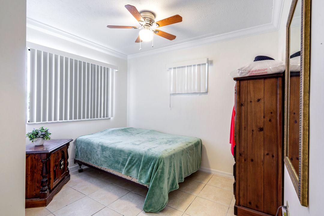 1410 SE 8th Ave, Cape Coral, FL 33990