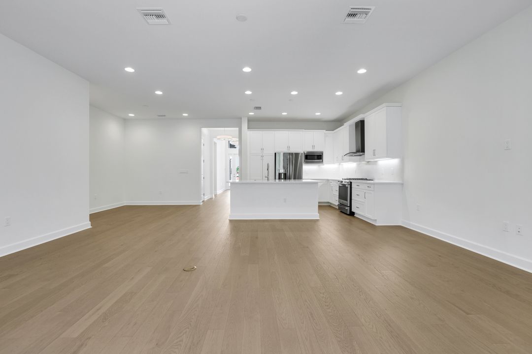 2687 Ridgecrest Pl, Naples, FL 34112