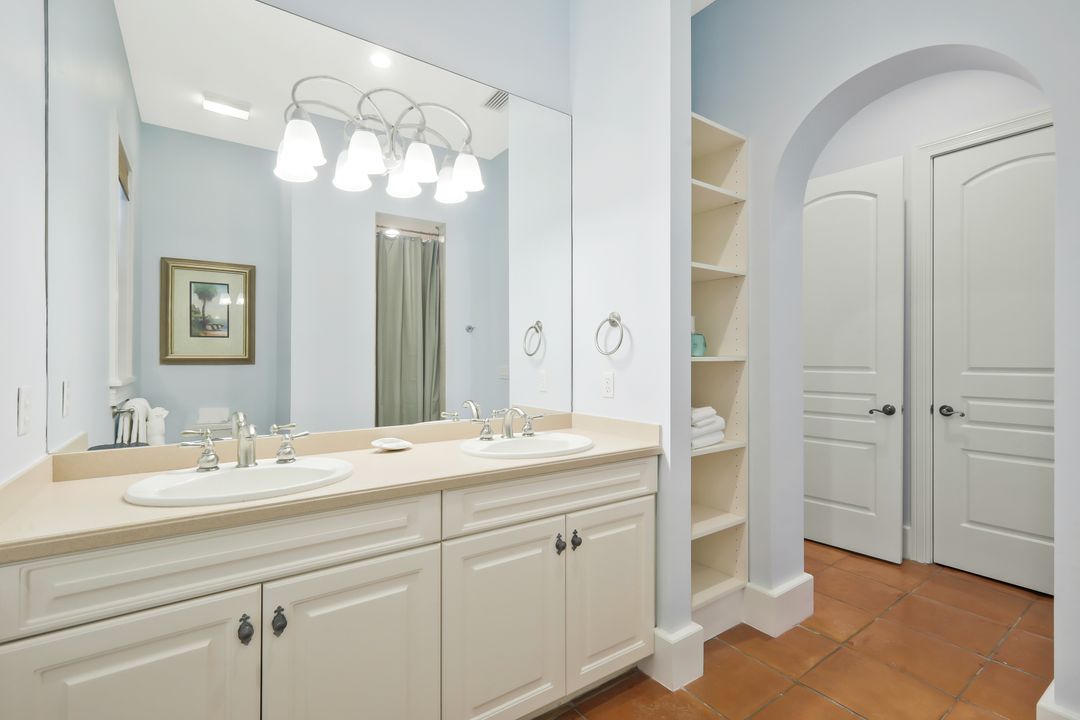16167 Captiva Dr, Captiva, FL 33924