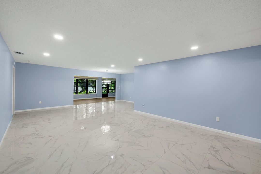 7062 W Brandywine Cir, Fort Myers, FL 33919