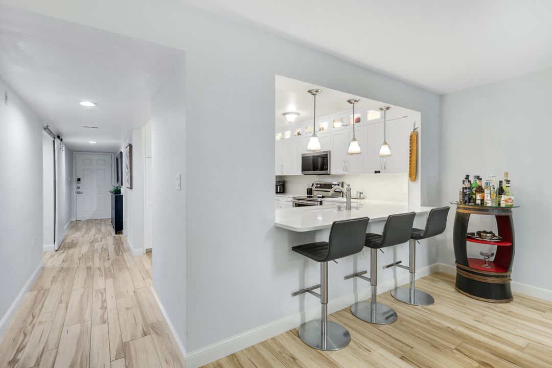 9901 Sunset Cove Ln #222, Fort Myers, FL 33919